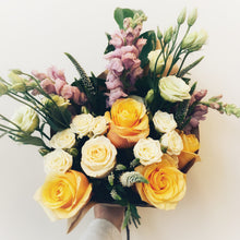 Load image into Gallery viewer, &quot;Good Morning Sunshine&quot; Bouquet
