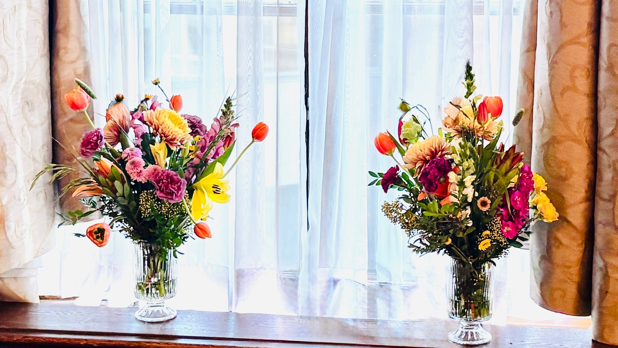 Florist in Burnaby | Same Day Flower Delivery | April Flowers